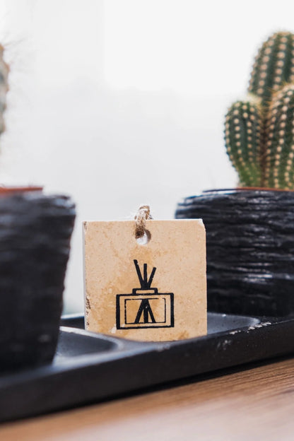 Salkım Sabun-Doğal Taş Traverten Askılı %100 Organik 6 Ay Kalıcı Oda Kokusu